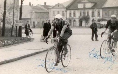 Coraz bliżej mety | Bieg kolarski Warszawa - Praga - Warszawa, rok 1950.