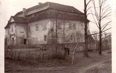 Dw&oacute;r w Czańcu | Ze zbior&oacute;w Muzeum im. Aleksandra Kłosińskiego w Kętach.