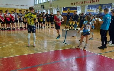 Młodzicy Kęczanina ze srebrnym medalem i awansem do 1/4 MP ! 8