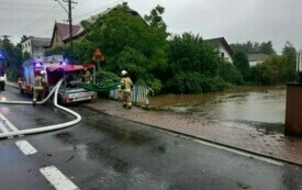 Duże opady spowodowały wezbrania w&oacute;d 18