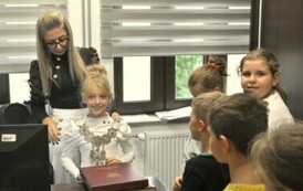 Uczniowie z Malca z wizytą w kęckim magistracie (30)