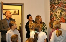 Uczniowie z Malca z wizytą w kęckim magistracie (26)