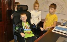 Uczniowie z Malca z wizytą w kęckim magistracie (22)
