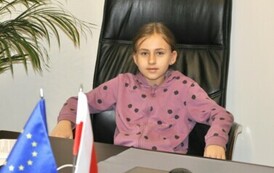 Uczniowie z Malca z wizytą w kęckim magistracie (12)