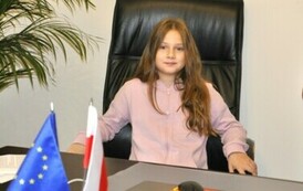 Uczniowie z Malca z wizytą w kęckim magistracie (10)
