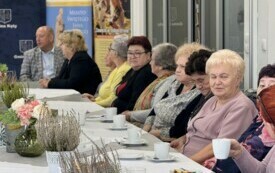 Oficjalne przekazanie element&oacute;w stroj&oacute;w regionalnych 10 organizacjom z Regionu Małopolska Zachodnia 29