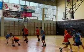 Gminne Igrzyska Młodzieży Szkolnej w piłce koszykowej dziewcząt i chłopc&oacute;w 27