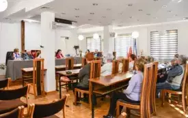 VIII sesja III Kadencji Miejskiej Rady Senior&oacute;w w Kętach 1