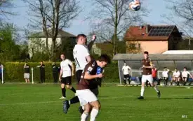 Jajeczko, żurek i&hellip; remis w hicie V ligi: Podsumowanie piłkarskiego weekendu w gminie Kęty 5