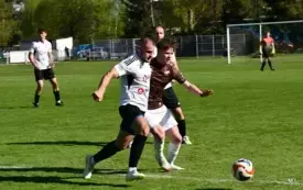 Jajeczko, żurek i&hellip; remis w hicie V ligi: Podsumowanie piłkarskiego weekendu w gminie Kęty 30