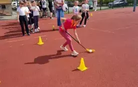 Impreza sportowo-rekreacyjna z okazji Dnia Dziecka w SP w Nowej Wsi 4