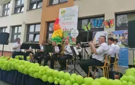 Plenerowe Święto Szkoły w Nowej Wsi &ndash; radość, wsp&oacute;lnota i moc atrakcji! 7