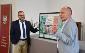 Laureaci og&oacute;lnopolskiego konkursu &bdquo;Żywności nie marnuję, planetę szanuję&rdquo; z wizytą w UG Kęty 4