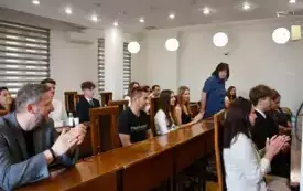 Laureaci og&oacute;lnopolskiego konkursu &bdquo;Żywności nie marnuję, planetę szanuję&rdquo; z wizytą w UG Kęty 22