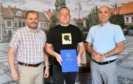 Promocja gminy poprzez sport: Umowa z &bdquo;Niwą&rdquo; Nowa Wieś podpisana 1