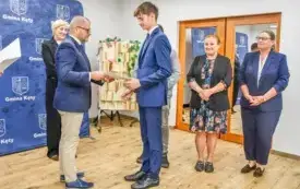 Nagrody dla tegorocznych stypendyst&oacute;w już rozdane! -  24