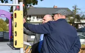 Wyremontowany plac zabaw w Witkowicach otwarty!  13