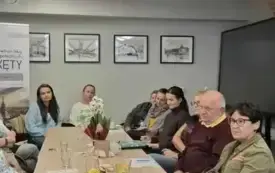 Wolontariat łączy pokolenia Centrum Usług Społecznych z nową inicjatywą pn. &bdquo;Pokolenia w akcji &ndash; sercem dla innych&rdquo; - zr&oacute;bmy to razem 3