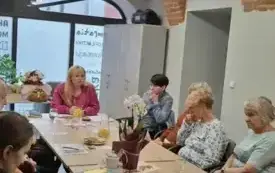Wolontariat łączy pokolenia Centrum Usług Społecznych z nową inicjatywą pn. &bdquo;Pokolenia w akcji &ndash; sercem dla innych&rdquo; - zr&oacute;bmy to razem 6