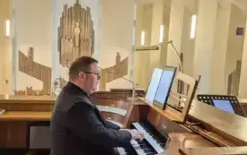 Uroczyste obchody Święta Niepodległości na kęckim Rynku 2