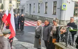 Uroczyste obchody Święta Niepodległości na kęckim Rynku 53