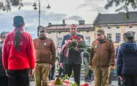 Uroczyste obchody Święta Niepodległości na kęckim Rynku 102