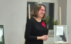 Wernisaż wystawy &bdquo;Raz farbą, raz kredką, raz tuszem&rdquo; 1