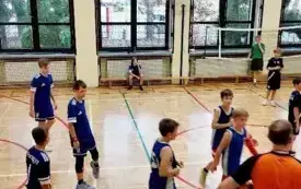 Wicemistrzowie w Powiatowych Igrzyskach Dzieci w Koszyk&oacute;wce 3x3 Chłopc&oacute;w 7