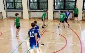 Wicemistrzowie w Powiatowych Igrzyskach Dzieci w Koszyk&oacute;wce 3x3 Chłopc&oacute;w 17
