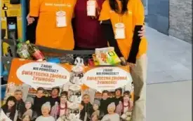 Uczniowie z Nowej Wsi przeprowadzili Świąteczną Zbi&oacute;rkę Żywności 18