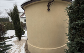 Konserwacja murowanej kapliczki z figurą Madonny w Kętach zakończona 3