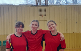 Brązowy medal dla SP nr 2 w Kętach w drużynowym badmintonie! 1