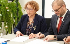 Podpisanie umowy na przebudowę boiska wielofunkcyjnego przy SP nr 2 ul. Wyspiańskiego 1 w Kętach 5