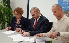 Podpisanie umowy na przebudowę boiska wielofunkcyjnego przy SP nr 2 ul. Wyspiańskiego 1 w Kętach 7