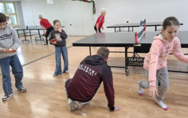 Wielopokoleniowy ping-pong w Domu Kultury w Kętach 5