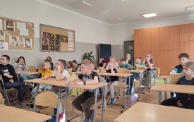 Warsztaty ekologiczne &bdquo;Czyste powietrze to ważna sprawa!&rdquo; w szkołach podstawowych 21