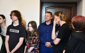 Młodzież z Dąbrowskiej odwiedziła kęcki magistrat  26