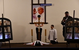 Od teraz Szkoła Podstawowa w Malcu im. Jana Pawła II!  26