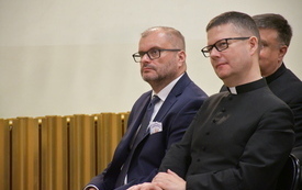 Od teraz Szkoła Podstawowa w Malcu im. Jana Pawła II!  64