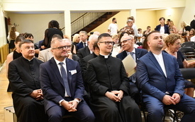Od teraz Szkoła Podstawowa w Malcu im. Jana Pawła II!  116