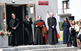 Od teraz Szkoła Podstawowa w Malcu im. Jana Pawła II!  150