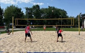 Upalny Turniej siatk&oacute;wki plażowej rozegrany 20