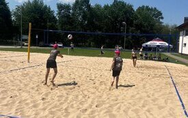 Upalny Turniej siatk&oacute;wki plażowej rozegrany 21