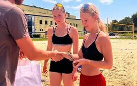 Upalny Turniej siatk&oacute;wki plażowej rozegrany 26