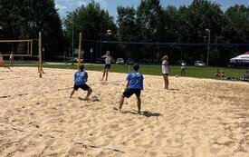 Upalny Turniej siatk&oacute;wki plażowej rozegrany 49