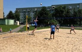 Upalny Turniej siatk&oacute;wki plażowej rozegrany 60