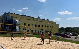 Upalny Turniej siatk&oacute;wki plażowej rozegrany 63