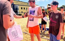 Upalny Turniej siatk&oacute;wki plażowej rozegrany 65