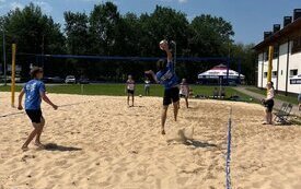Upalny Turniej siatk&oacute;wki plażowej rozegrany 72