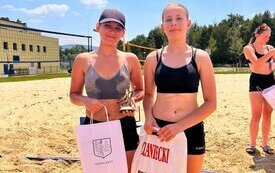 Upalny Turniej siatk&oacute;wki plażowej rozegrany 79